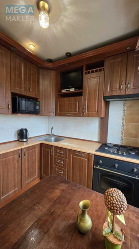 Продаж 3 кімнатної квартири (62/45/7), 7 пов. 9 пов. будинку, <a class="location-link" href="/kiev/" title="Недвижимость Київ">Київ</a>, <a class="location-link" href="/kiev/svyatoshinskij/" title="Недвижимость Святошинський район">Святошинський р-н</a>, Леся Курбаса просп., 12Б (изображение 3)