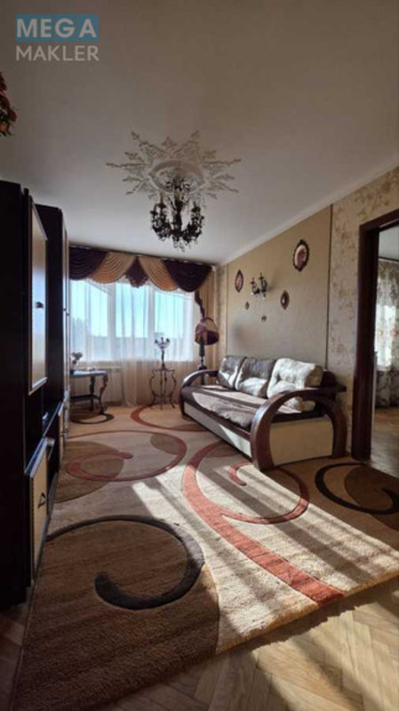 Продаж 3 кімнатної квартири (62/45/7), 7 пов. 9 пов. будинку, <a class="location-link" href="/kiev/" title="Недвижимость Київ">Київ</a>, <a class="location-link" href="/kiev/svyatoshinskij/" title="Недвижимость Святошинський район">Святошинський р-н</a>, Леся Курбаса просп., 12Б (изображение 8)