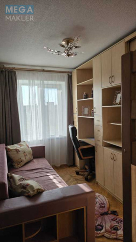 Продаж 3 кімнатної квартири (62/45/7), 7 пов. 9 пов. будинку, <a class="location-link" href="/kiev/" title="Недвижимость Київ">Київ</a>, <a class="location-link" href="/kiev/svyatoshinskij/" title="Недвижимость Святошинський район">Святошинський р-н</a>, Леся Курбаса просп., 12Б (изображение 16)
