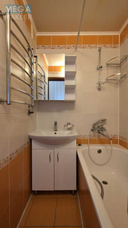Продаж 3 кімнатної квартири (62/45/7), 7 пов. 9 пов. будинку, <a class="location-link" href="/kiev/" title="Недвижимость Київ">Київ</a>, <a class="location-link" href="/kiev/svyatoshinskij/" title="Недвижимость Святошинський район">Святошинський р-н</a>, Леся Курбаса просп., 12Б (изображение 19)