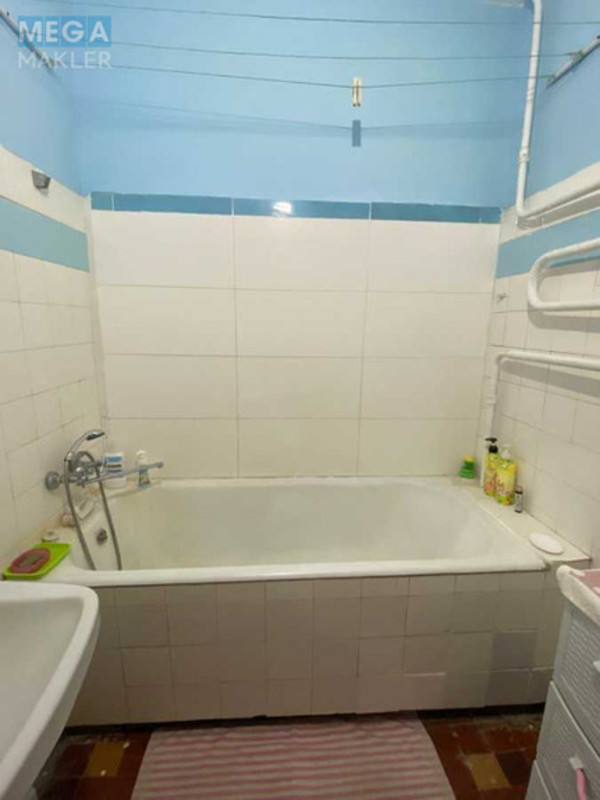 Оренда 2 кімнатної квартири, <a class="location-link" href="/kiev/" title="Недвижимость Київ">Київ</a>, <a class="location-link" href="/kiev/pecherskij/" title="Недвижимость Печерський район">Печерський р-н</a>, Михайла Омеляновича-Павленка вул., 19 (изображение 7)