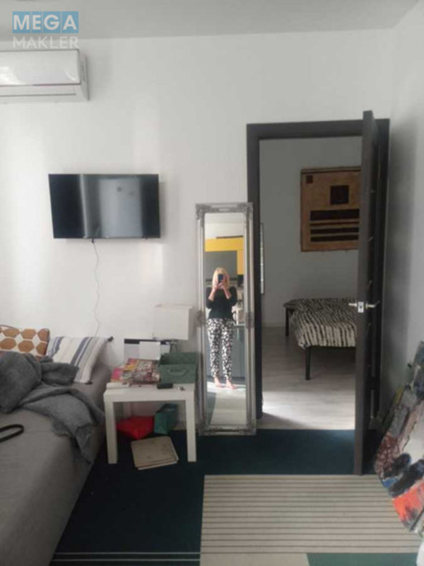 Продаж 2 кімнатної квартири (33/25/8), 3 пов. 9 пов. будинку, <a class="location-link" href="/kiev/" title="Недвижимость Київ">Київ</a>, <a class="location-link" href="/kiev/shevchenkovskij/" title="Недвижимость Шевченківський район">Шевченківський р-н</a>, Салютна вул., 2 (изображение 3)