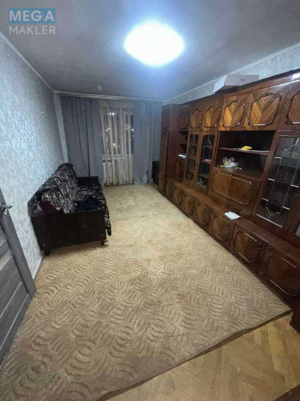Оренда 1 кімнатної квартири, <a class="location-link" href="/kiev/" title="Недвижимость Київ">Київ</a>, <a class="location-link" href="/kiev/dneprovskij/" title="Недвижимость Дніпровський район">Дніпровський р-н</a>, Верховної Ради бульв., 33 (изображение 3)