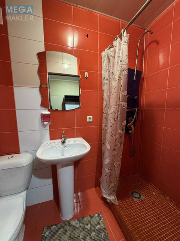 Продаж окремої будівлі/побудови, 1&nbsp;432&nbsp;кв.м, <a class="location-link" href="/chernovtsi/" title="Недвижимость Чернівці">Чернівці</a>, <a class="location-link" href="/chernovtsi/shevchenkovskij/" title="Недвижимость Шевченківський район">Шевченківський р-н</a>, вул. Залозецького, 97Б (изображение 14)