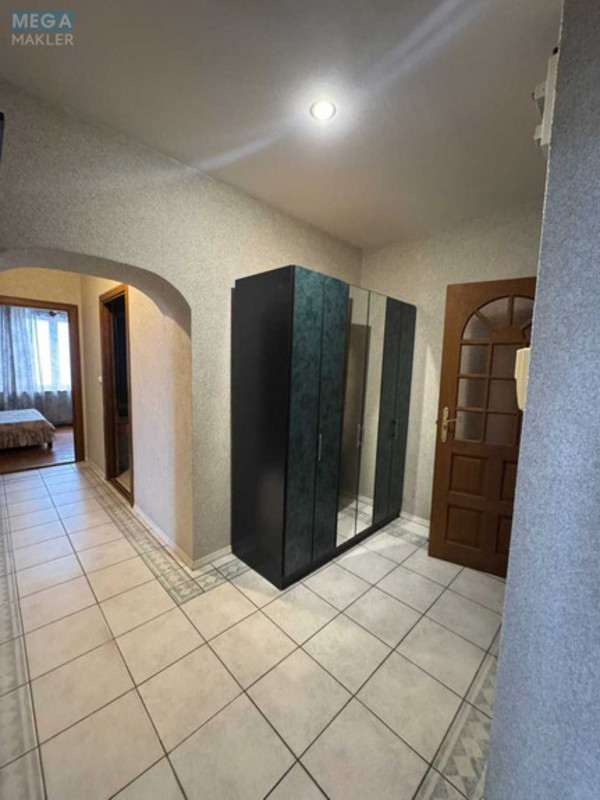 Оренда 3 кімнатної квартири, <a class="location-link" href="/kiev/" title="Недвижимость Київ">Київ</a>, <a class="location-link" href="/kiev/shevchenkovskij/" title="Недвижимость Шевченківський район">Шевченківський р-н</a>, Герцена вул., 18/20 (изображение 5)