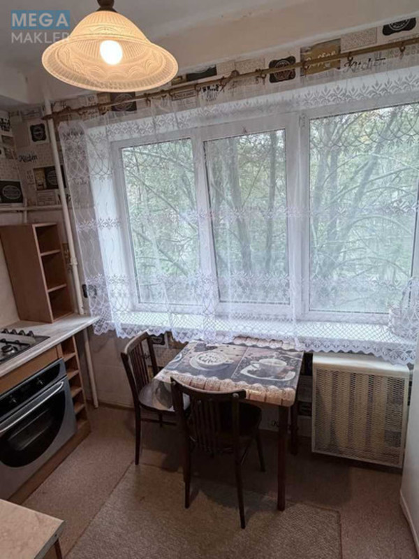 Продаж 2 кімнатної квартири (47/30/9), 4 пов. 5 пов. будинку, <a class="location-link" href="/kiev/" title="Недвижимость Київ">Київ</a>, <a class="location-link" href="/kiev/podolskij/" title="Недвижимость Подільський район">Подільський р-н</a>, Гречко Маршала ул., 8В (изображение 5)