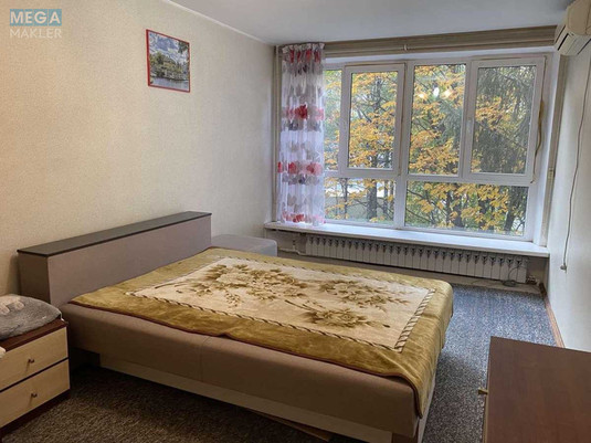 Продаж 1 кімнатної квартири (33/17/8), 3 пов. 16 пов. будинку, <a class="location-link" href="/kiev/" title="Недвижимость Київ">Київ</a>, <a class="location-link" href="/kiev/solomenskij/" title="Недвижимость Солом'янський район">Солом'янський р-н</a>, Солом`янська вул., 23 (изображение 2)