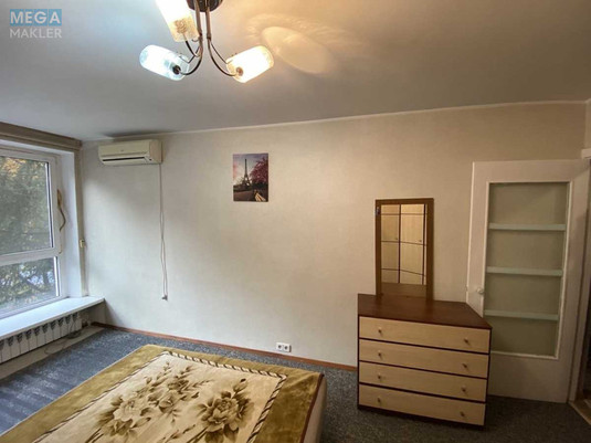 Продаж 1 кімнатної квартири (33/17/8), 3 пов. 16 пов. будинку, <a class="location-link" href="/kiev/" title="Недвижимость Київ">Київ</a>, <a class="location-link" href="/kiev/solomenskij/" title="Недвижимость Солом'янський район">Солом'янський р-н</a>, Солом`янська вул., 23 (изображение 3)