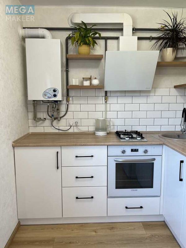 Продаж 1 кімнатної квартири (36,4/?/5,3), 2 пов. 4 пов. будинку, <a class="location-link" href="/novograd-volynskij/" title="Недвижимость Новоград-Волинський">Новоград-Волинський</a>, Олександра Чернявського, 19 (изображение 2)