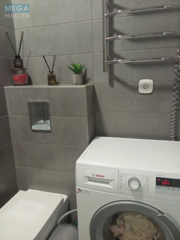 Продаж 2 кімнатної квартири (65/37/11), 19 пов. 23 пов. будинку, <a class="location-link" href="/kiev/" title="Недвижимость Київ">Київ</a>, <a class="location-link" href="/kiev/obolonskij/" title="Недвижимость Оболонський район">Оболонський р-н</a>, Пріорська вул., 16 (изображение 7)