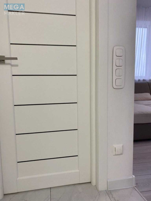 Продаж 2 кімнатної квартири (65/37/11), 19 пов. 23 пов. будинку, <a class="location-link" href="/kiev/" title="Недвижимость Київ">Київ</a>, <a class="location-link" href="/kiev/obolonskij/" title="Недвижимость Оболонський район">Оболонський р-н</a>, Пріорська вул., 16 (изображение 12)