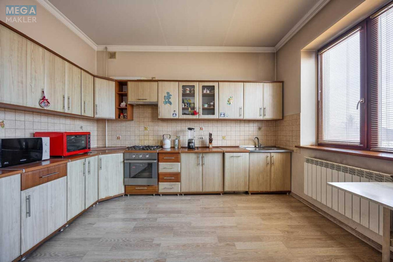 Продаж дома, 3&nbsp;поверху, 360&nbsp;кв.м, 8&nbsp;кімнат, ділянка 10&nbsp;соток, <a class="location-link" href="/lapaevka/" title="Недвижимость Лапаївка">Лапаївка</a>, Геофізиків (изображение 3)