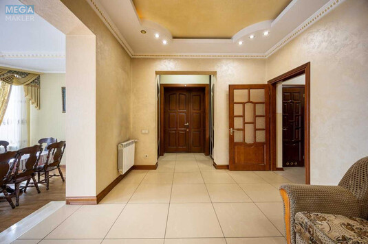 Продаж дома, 3&nbsp;поверху, 360&nbsp;кв.м, 8&nbsp;кімнат, ділянка 10&nbsp;соток, <a class="location-link" href="/lapaevka/" title="Недвижимость Лапаївка">Лапаївка</a>, Геофізиків (изображение 12)
