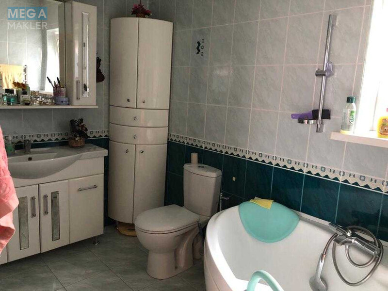 Продаж дома, 3&nbsp;поверху, 320&nbsp;кв.м, 5&nbsp;кімнат, ділянка 15&nbsp;соток, <a class="location-link" href="/dnepropetrovsk/" title="Недвижимость Дніпра">Дніпро</a>, академика Вавилова (изображение 17)