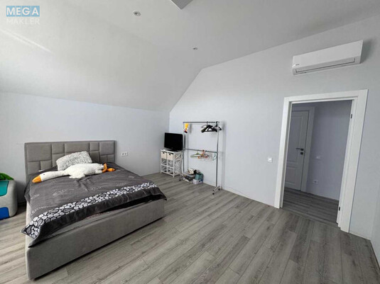 Продаж дома, 2&nbsp;поверху, 248&nbsp;кв.м, 5&nbsp;кімнат, ділянка 10&nbsp;соток, <a class="location-link" href="/gnedin/" title="Недвижимость Гнідін">Гнідин</a>, Городня (изображение 19)