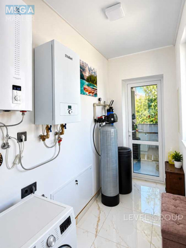 Продаж дома, 2&nbsp;поверху, 140&nbsp;кв.м, 5&nbsp;кімнат, ділянка 10&nbsp;соток, <a class="location-link" href="/borispol/" title="Недвижимость Бориспіль">Бориспіль</a>, Шкіля, 5 (изображение 21)