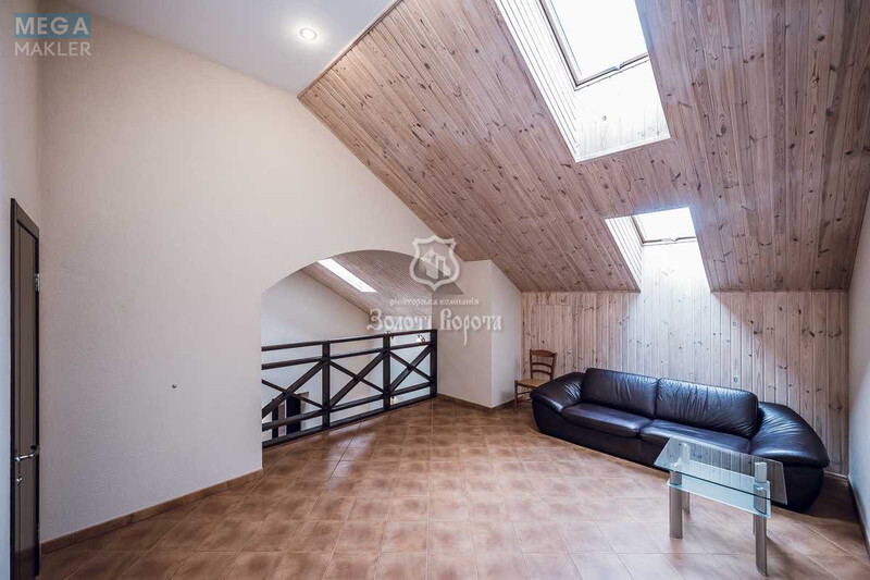 Продаж дома, 2&nbsp;поверху, 1&nbsp;005&nbsp;кв.м, 12&nbsp;кімнат, ділянка 45&nbsp;соток, <a class="location-link" href="/starye-petrovcy/" title="Недвижимость Старі Петрівці">Старі Петрівці</a>, Грушевського вул. (изображение 6)