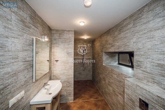 Продаж дома, 2&nbsp;поверху, 1&nbsp;005&nbsp;кв.м, 12&nbsp;кімнат, ділянка 45&nbsp;соток, <a class="location-link" href="/starye-petrovcy/" title="Недвижимость Старі Петрівці">Старі Петрівці</a>, Грушевського вул. (изображение 18)