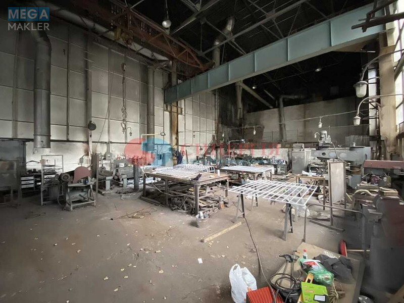 Продаж комплексу будівель та споруд, 400&nbsp;кв.м, под производство, <a class="location-link" href="/kiev/" title="Недвижимость Київ">Київ</a>, <a class="location-link" href="/kiev/darnickij/" title="Недвижимость Дарницький район">Дарницький р-н</a>, Автопаркова вул. (изображение 5)