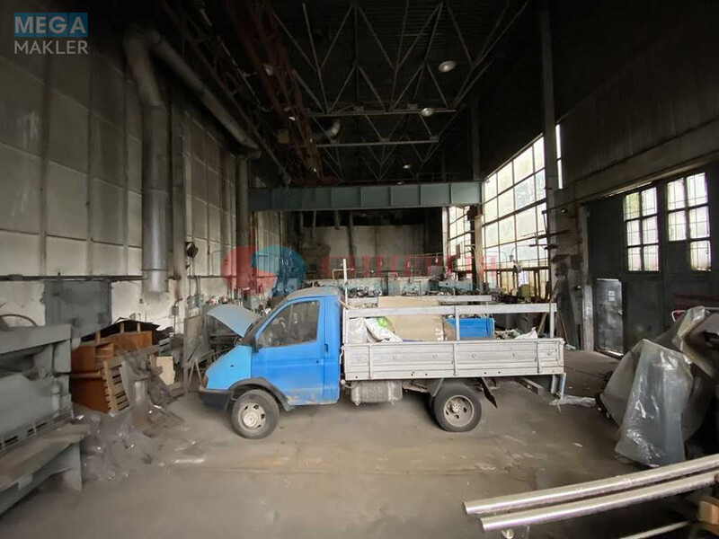 Продаж комплексу будівель та споруд, 400&nbsp;кв.м, под производство, <a class="location-link" href="/kiev/" title="Недвижимость Київ">Київ</a>, <a class="location-link" href="/kiev/darnickij/" title="Недвижимость Дарницький район">Дарницький р-н</a>, Автопаркова вул. (изображение 11)