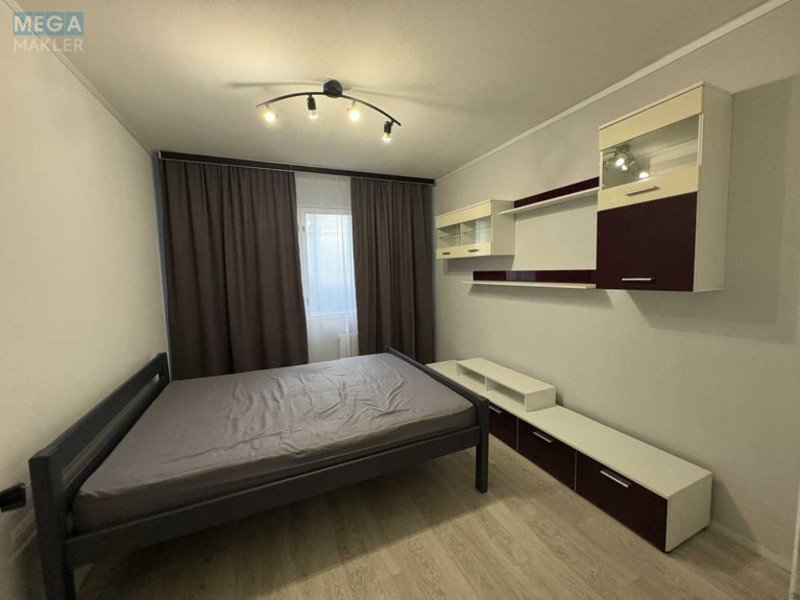 Оренда 2 кімнатної квартири, <a class="location-link" href="/kiev/" title="Недвижимость Київ">Київ</a>, <a class="location-link" href="/kiev/solomenskij/" title="Недвижимость Солом'янський район">Солом'янський р-н</a>, Вадима Гетьмана вул., 42 (изображение 5)