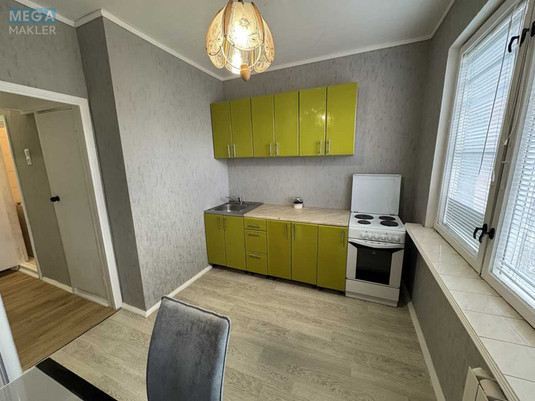 Оренда 2 кімнатної квартири, <a class="location-link" href="/kiev/" title="Недвижимость Київ">Київ</a>, <a class="location-link" href="/kiev/solomenskij/" title="Недвижимость Солом'янський район">Солом'янський р-н</a>, Вадима Гетьмана вул., 42 (изображение 8)