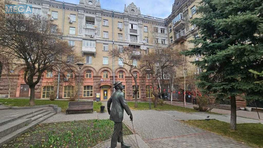 Продаж комерційної нерухомості, 714&nbsp;кв.м, под офис, <a class="location-link" href="/kiev/" title="Недвижимость Київ">Київ</a>, <a class="location-link" href="/kiev/shevchenkovskij/" title="Недвижимость Шевченківський район">Шевченківський р-н</a>, Прорізна вул., 6 (изображение 2)