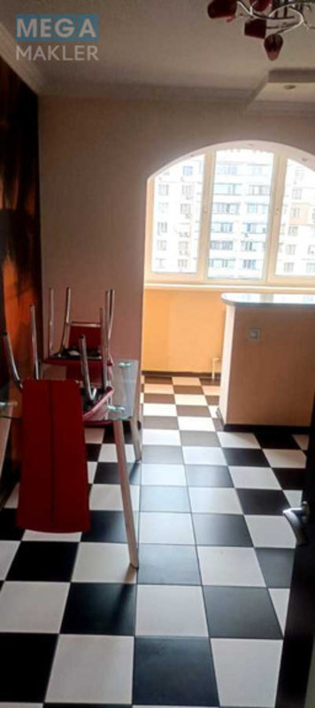 Оренда 1 кімнатної квартири, <a class="location-link" href="/kiev/" title="Недвижимость Київ">Київ</a>, <a class="location-link" href="/kiev/darnickij/" title="Недвижимость Дарницький район">Дарницький р-н</a>, Вишняківська вул., 1 (изображение 2)