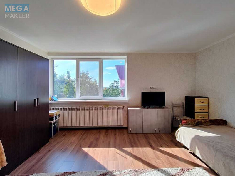 Продаж дома, 2&nbsp;поверху, 209&nbsp;кв.м, 4&nbsp;кімнати, ділянка 10&nbsp;соток, <a class="location-link" href="/dnepropetrovsk/" title="Недвижимость Дніпра">Дніпро</a>, Передовая, 599 (изображение 14)