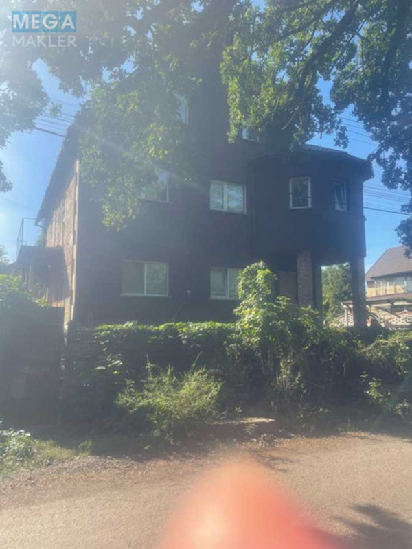 Продаж дома, 4&nbsp;поверху, 400&nbsp;кв.м, 8&nbsp;кімнат, ділянка 3&nbsp;сотки, <a class="location-link" href="/kiev/" title="Недвижимость Київ">Київ</a>, <a class="location-link" href="/kiev/svyatoshinskij/" title="Недвижимость Святошинський район">Святошинський р-н</a>, Синьоозерна вул., 1 (изображение 8)
