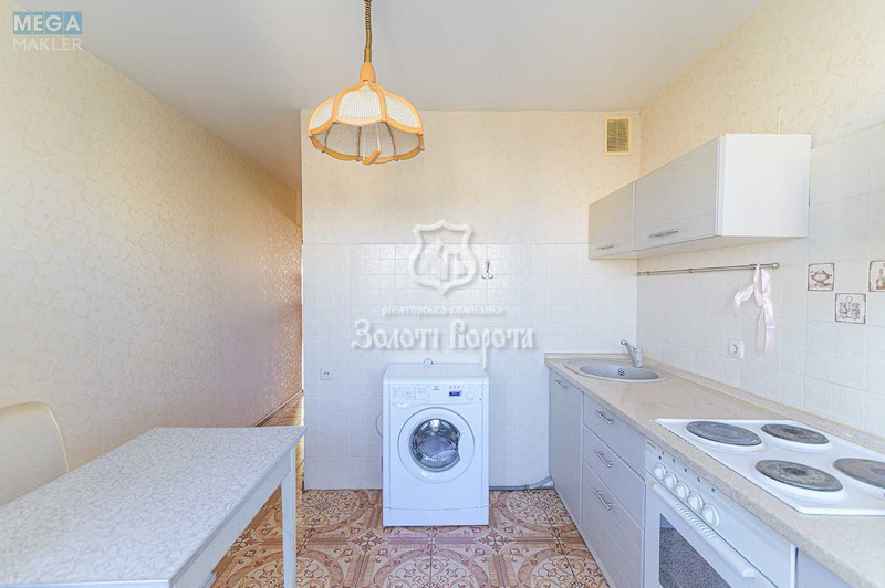 Продаж 3 кімнатної квартири (68/43,6/8), 15 пов. 16 пов. будинку, <a class="location-link" href="/kiev/" title="Недвижимость Київ">Київ</a>, <a class="location-link" href="/kiev/goloseevskij/" title="Недвижимость Голосіївський район">Голосіївський р-н</a>, Маршала Якубовського вул., 5 (изображение 5)