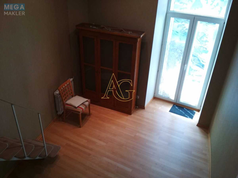 Оренда 3 кімнатної квартири, <a class="location-link" href="/kiev/" title="Недвижимость Київ">Київ</a>, <a class="location-link" href="/kiev/shevchenkovskij/" title="Недвижимость Шевченківський район">Шевченківський р-н</a>, Рейтарская ул., 25 (изображение 8)