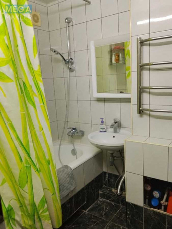 Оренда 3 кімнатної квартири, <a class="location-link" href="/kiev/" title="Недвижимость Київ">Київ</a>, <a class="location-link" href="/kiev/dneprovskij/" title="Недвижимость Дніпровський район">Дніпровський р-н</a>, Митрополита Андрея Шептицкого ул., 24в (изображение 8)