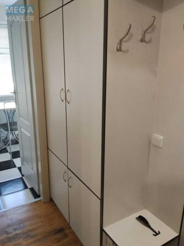 Оренда 3 кімнатної квартири, <a class="location-link" href="/kiev/" title="Недвижимость Київ">Київ</a>, <a class="location-link" href="/kiev/dneprovskij/" title="Недвижимость Дніпровський район">Дніпровський р-н</a>, Митрополита Андрея Шептицкого ул., 24в (изображение 13)