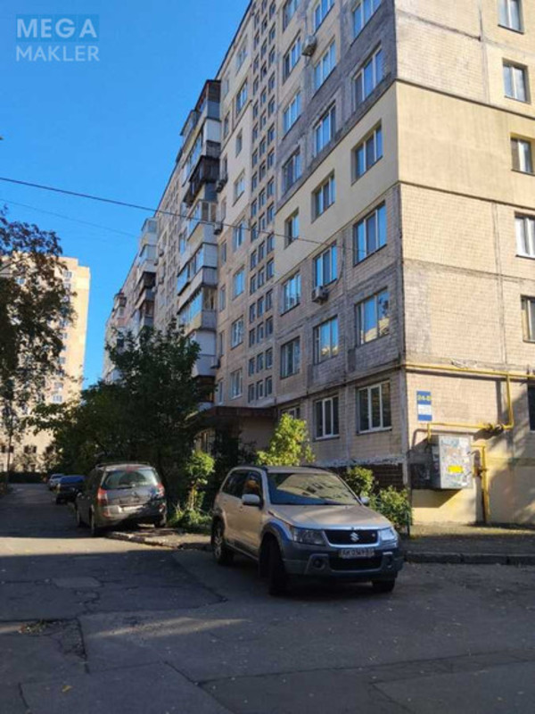 Оренда 3 кімнатної квартири, <a class="location-link" href="/kiev/" title="Недвижимость Київ">Київ</a>, <a class="location-link" href="/kiev/dneprovskij/" title="Недвижимость Дніпровський район">Дніпровський р-н</a>, Митрополита Андрея Шептицкого ул., 24в (изображение 18)