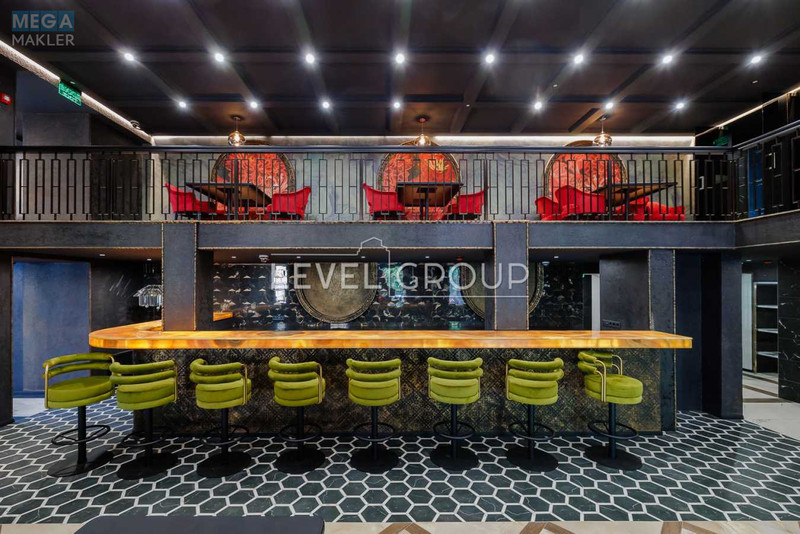Продаж комерційної нерухомості, 571&nbsp;кв.м, <a class="location-link" href="/kiev/" title="Недвижимость Київ">Київ</a>, <a class="location-link" href="/kiev/podolskij/" title="Недвижимость Подільський район">Подільський р-н</a>, Набережно-Хрещатицька вул., 17/18 (изображение 4)