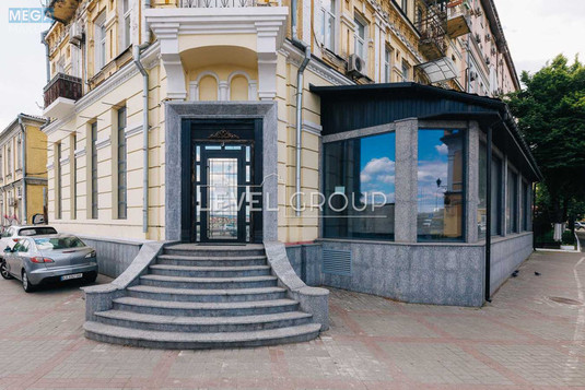 Продаж комерційної нерухомості, 571&nbsp;кв.м, <a class="location-link" href="/kiev/" title="Недвижимость Київ">Київ</a>, <a class="location-link" href="/kiev/podolskij/" title="Недвижимость Подільський район">Подільський р-н</a>, Набережно-Хрещатицька вул., 17/18 (изображение 11)