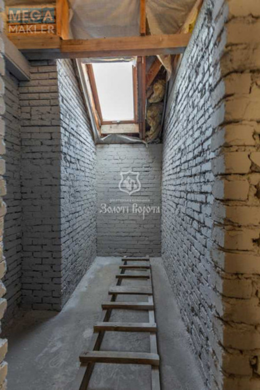 Продаж дома, 2&nbsp;поверху, 283&nbsp;кв.м, 8&nbsp;кімнат, ділянка 6,24&nbsp;соток, <a class="location-link" href="/gvozdov-selo/" title="Недвижимость Цвяхів">Гвоздів</a>, СТ Оздоблювач, 61 (изображение 20)