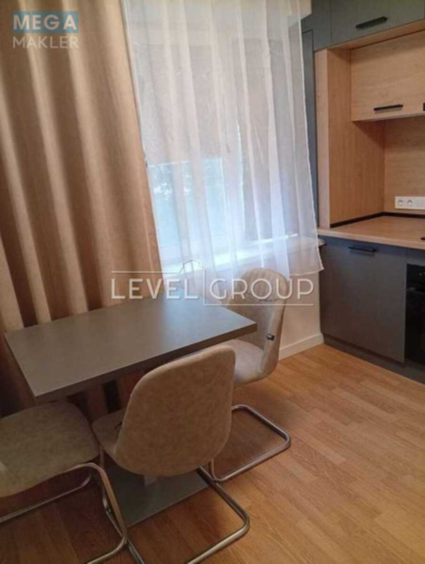 Продаж 2 кімнатної квартири (48/27/7), 3 пов. 5 пов. будинку, <a class="location-link" href="/kiev/" title="Недвижимость Київ">Київ</a>, <a class="location-link" href="/kiev/dneprovskij/" title="Недвижимость Дніпровський район">Дніпровський р-н</a>, Дарницький бульв., 11 (изображение 3)