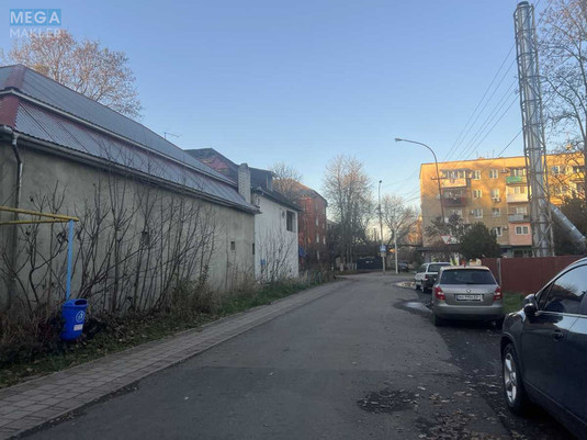 Продаж окремої будівлі/побудови, 390,50&nbsp;кв.м, <a class="location-link" href="/chop/" title="Недвижимость Чоп">Чоп</a>, Миру, 8А (изображение 3)