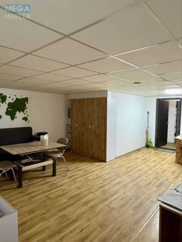 Продаж окремої будівлі/побудови, 345,90&nbsp;кв.м, <a class="location-link" href="/kiev/" title="Недвижимость Київ">Київ</a>, <a class="location-link" href="/kiev/shevchenkovskij/" title="Недвижимость Шевченківський район">Шевченківський р-н</a>, Глубочицкая ул., 40 (изображение 3)