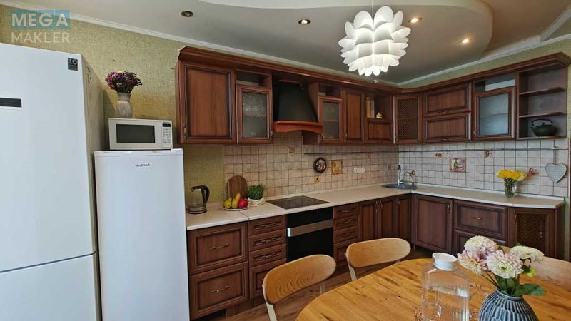 Оренда 3 кімнатної квартири, <a class="location-link" href="/kiev/" title="Недвижимость Київ">Київ</a>, <a class="location-link" href="/kiev/goloseevskij/" title="Недвижимость Голосіївський район">Голосіївський р-н</a>, Михайла Ломоносова вул., 60а (изображение 7)