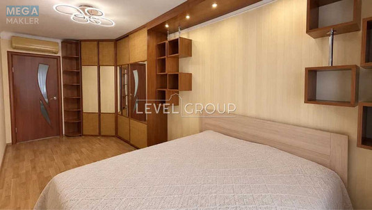Продаж 3 кімнатної квартири (57/38/5,5), 2 пов. 5 пов. будинку, <a class="location-link" href="/kiev/" title="Недвижимость Київ">Київ</a>, <a class="location-link" href="/kiev/solomenskij/" title="Недвижимость Солом'янський район">Солом'янський р-н</a>, Вацлава Гавела бульв., 79 (изображение 3)