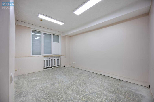 Продаж окремої будівлі/побудови, 1&nbsp;396&nbsp;кв.м, <a class="location-link" href="/lviv/" title="Недвижимость Львів">Львів</a>, <a class="location-link" href="/lviv/zaliznichnyj/" title="Недвижимость Залізничний район">Залізничний р-н</a>, Городоцька (изображение 3)