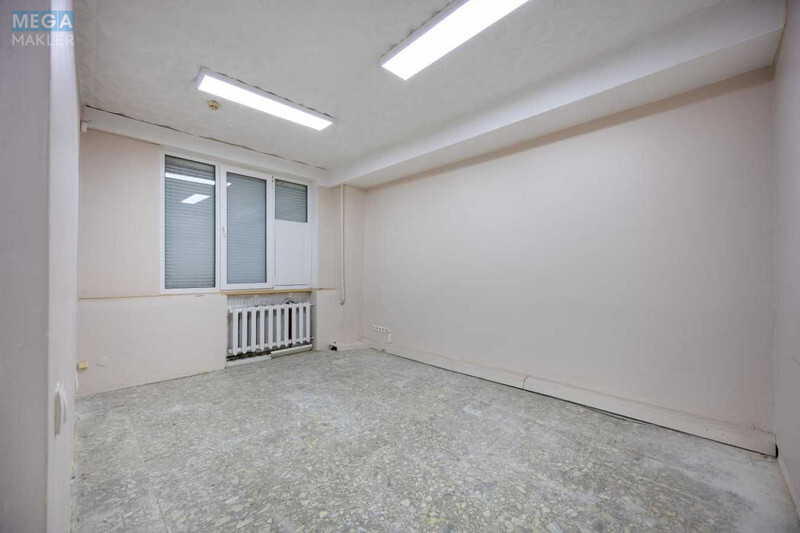 Продаж окремої будівлі/побудови, 1&nbsp;396&nbsp;кв.м, <a class="location-link" href="/lviv/" title="Недвижимость Львів">Львів</a>, <a class="location-link" href="/lviv/zaliznichnyj/" title="Недвижимость Залізничний район">Залізничний р-н</a>, Городоцька (изображение 3)