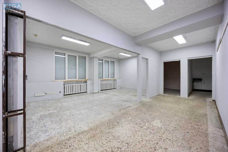 Продаж окремої будівлі/побудови, 1&nbsp;396&nbsp;кв.м, <a class="location-link" href="/lviv/" title="Недвижимость Львів">Львів</a>, <a class="location-link" href="/lviv/zaliznichnyj/" title="Недвижимость Залізничний район">Залізничний р-н</a>, Городоцька (изображение 7)