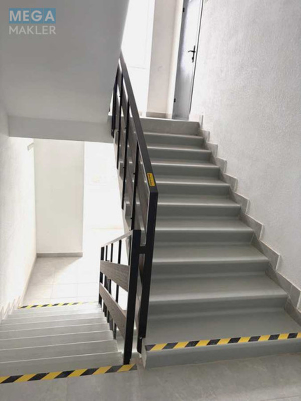 Продаж 1 кімнатної квартири (41/19/14), 7 пов. 9 пов. будинку, <a class="location-link" href="/odessa/" title="Недвижимость Одеса">Одеса</a>, <a class="location-link" href="/odessa/suvorovskij/" title="Недвижимость Суворовський район">Суворовський р-н</a>, Сахарова, 5 (изображение 6)