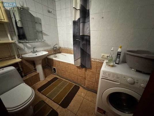 Оренда 3 кімнатної квартири, <a class="location-link" href="/kiev/" title="Недвижимость Київ">Київ</a>, <a class="location-link" href="/kiev/shevchenkovskij/" title="Недвижимость Шевченківський район">Шевченківський р-н</a>, Дегтяревская ул., 11 (изображение 5)