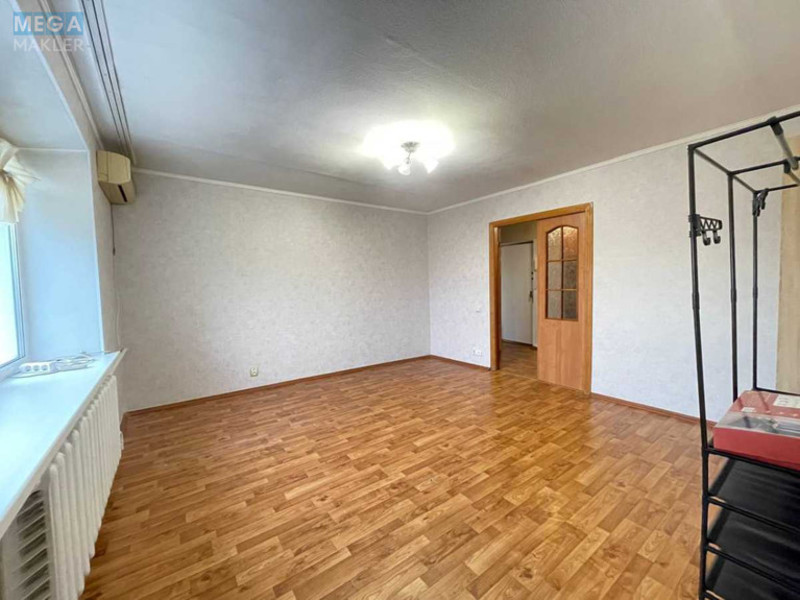 Продаж 2 кімнатної квартири (53/30/8), 9 пов. 9 пов. будинку, <a class="location-link" href="/kiev/" title="Недвижимость Київ">Київ</a>, <a class="location-link" href="/kiev/obolonskij/" title="Недвижимость Оболонський район">Оболонський р-н</a>, Героев Сталинграда просп., 11 (изображение 7)