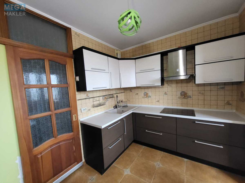 Продаж 2 кімнатної квартири (55/35/8), 16 пов. 16 пов. будинку, <a class="location-link" href="/kiev/" title="Недвижимость Київ">Київ</a>, <a class="location-link" href="/kiev/svyatoshinskij/" title="Недвижимость Святошинський район">Святошинський р-н</a>, Василя Стуса вул., 23/9 (изображение 11)